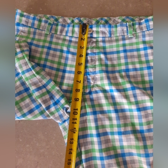 Nike Golf Dri Fit Shorts Multicolored Plaid Blue Green Mens Size 36.    READ - Picture 13 of 15